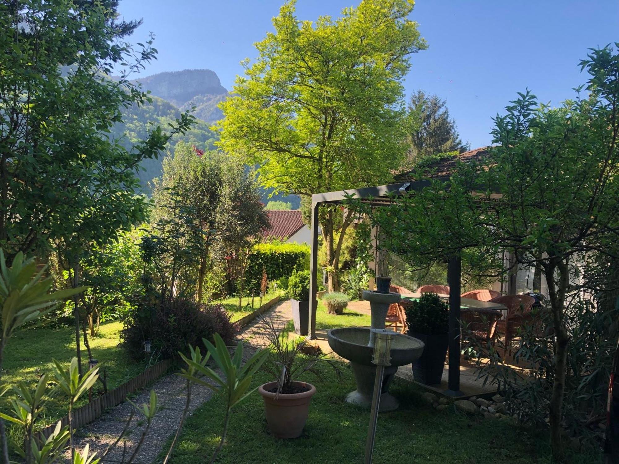 Au Pied Du Vercors Tout Est Permis La Riviere  Exterior foto